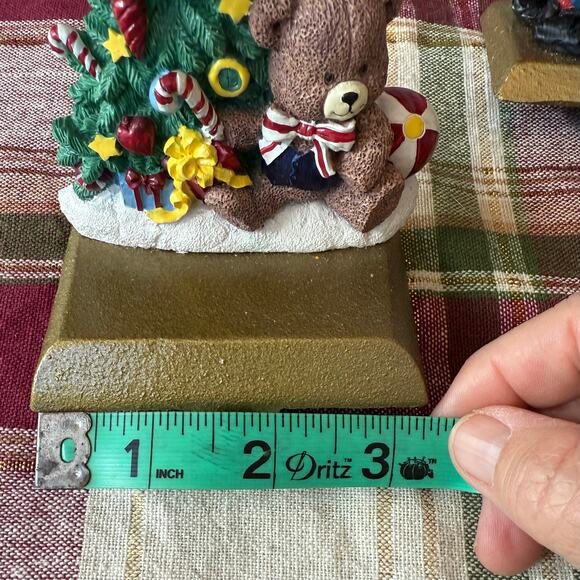 Nostalgic Pair of Painted Cast Iron Small Stocking Holders Christmas Tree - Picture 4 of 8